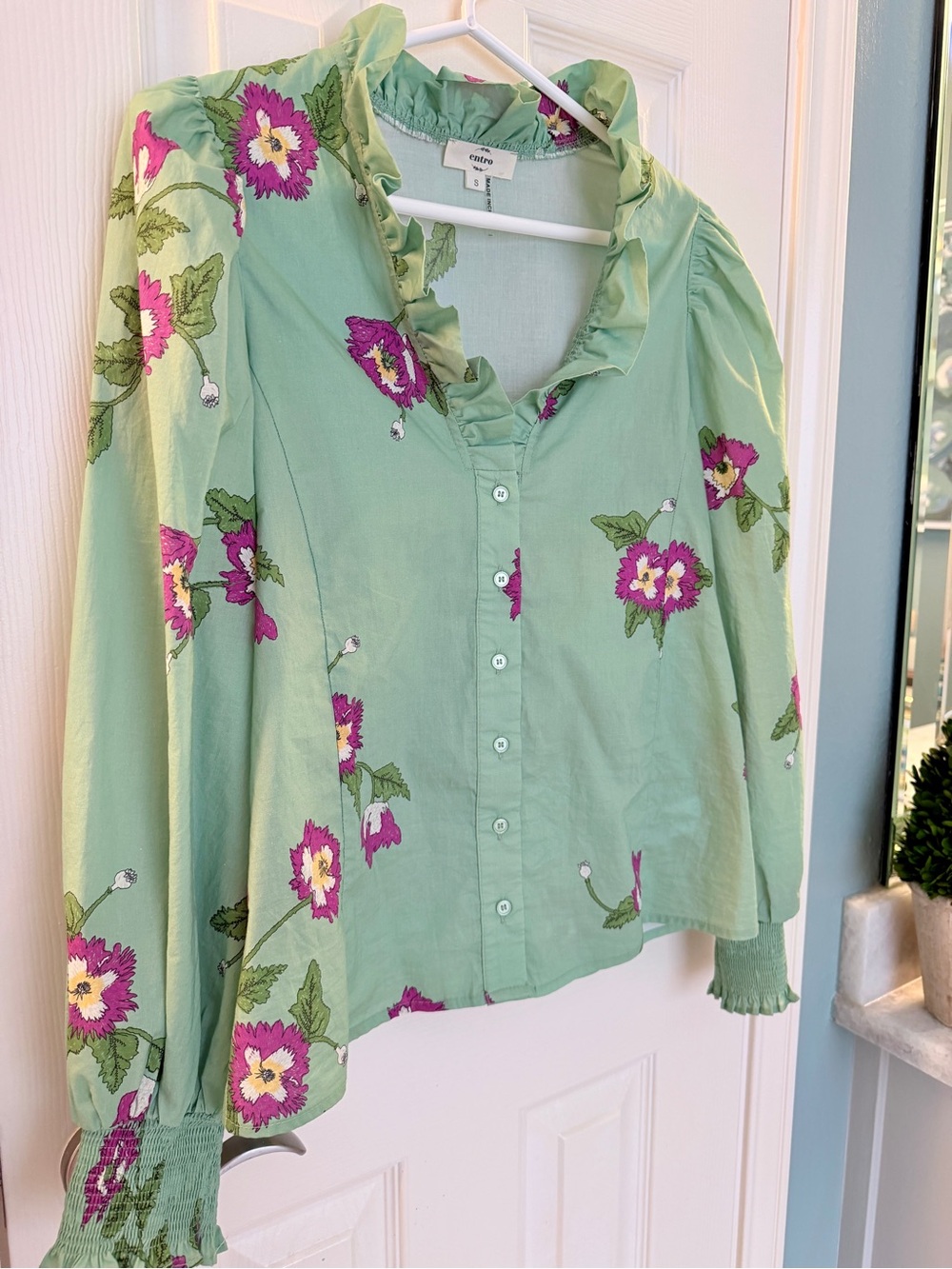 Entro Green Floral Ruffled Button-Front Blouse - Picture 3 of 4